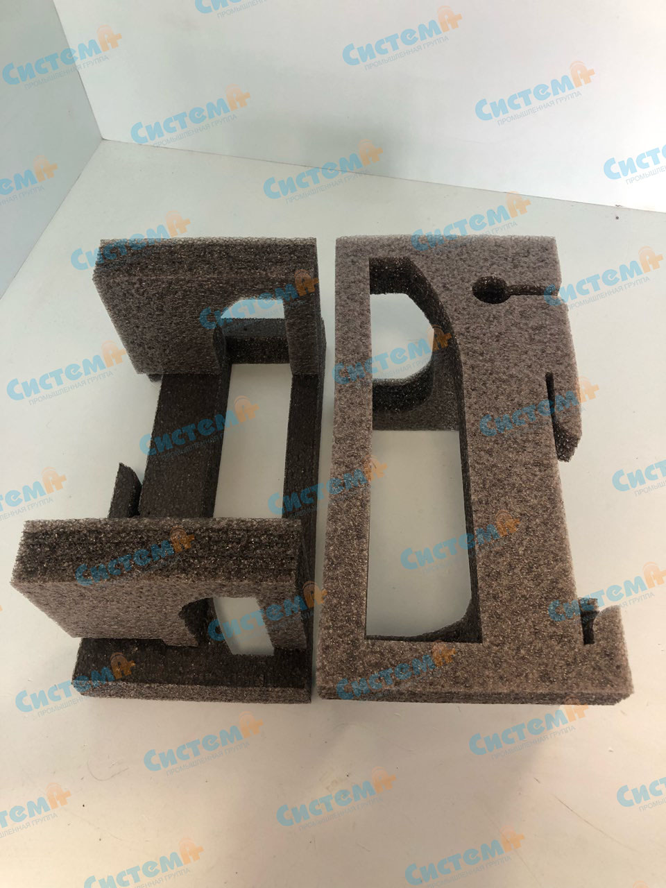 Пенополиэтиленовые вставки для транспортировки серверов Пенополиэтиленовые вставки для транспортировки серверов